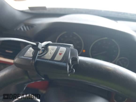 2016 BMW 4 Series 435i xDrive z VIN WBA4B3C59GG527716, wystawiony jako IAAI lot #42562148 z przebiegiem 73 548 mil mil oraz . Historia ofert i sprzedaży dostępna na DreamBid. Obrazek 11.