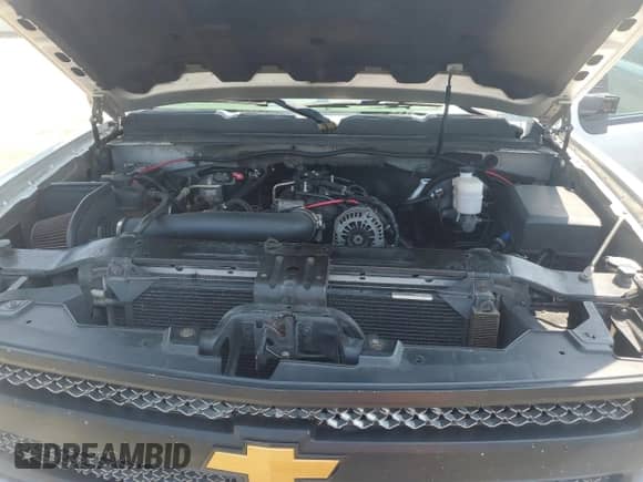 2012 Chevrolet Silverado 1500 LS z VIN 3GCPCREA9CG186777, wystawiony jako Copart lot #65770275 z przebiegiem 257 042 mil mil oraz Szkoda całkowita • Salvage title. Historia ofert i sprzedaży dostępna na DreamBid. Obrazek 11.
