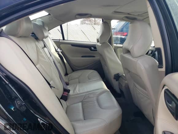 2001 Volvo S60 с VIN YV1RS58D112026435, выставлен на аукционе Copart как лот 79013894 с пробегом 140 039 миль миль и Списание • Salvage title. История ставок и продаж доступна на DreamBid. Изображение 10.