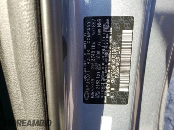 2019 Hyundai Veloster 2.0 z VIN KMHTG6AF6KU019819, wystawiony jako Copart lot #43353304 z przebiegiem 104 822 mil mil oraz . Historia ofert i sprzedaży dostępna na DreamBid. Obrazek 12.