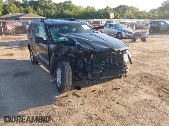 2008 Jeep Grand Cherokee Laredo with VIN 1J8GR48K38C101831, listed as a IAAI auction lot 43314395 with 131,740 mi miles and . Bid and sale history available at DreamBid. Image 6.