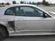 2001 Ford Mustang GT Deluxe с VIN 1FAFP42X81F229392, выставлен на аукционе Copart как лот 81474935 с пробегом 116 702 миль миль и Списание • Salvage title. История ставок и продаж доступна на DreamBid. Изображение 10.
