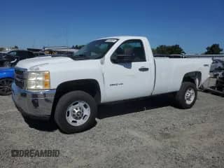 2011 Chevrolet Silverado 2500HD Work Truck z VIN 1GC0KVCG3BF163371, wystawiony jako Copart lot #55340025 z przebiegiem 97 686 mil mil oraz Nie do naprawy • Non repairable. Historia ofert i sprzedaży dostępna na DreamBid. Obrazek 1.