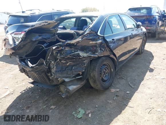 2016 Toyota Camry LE с VIN 4T4BF1FKXGR538408, выставлен на аукционе IAAI как лот 43232790 с пробегом 163 143 миль миль и . История ставок и продаж доступна на DreamBid. Изображение 6.