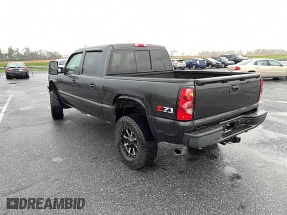 2005 Chevrolet Silverado 1500 Z71 с VIN 2GCEK13T351262862, выставлен на аукционе Copart как лот 86544805 с пробегом 209 017 миль миль и Чистый • Clean title. История ставок и продаж доступна на DreamBid. Изображение 3.