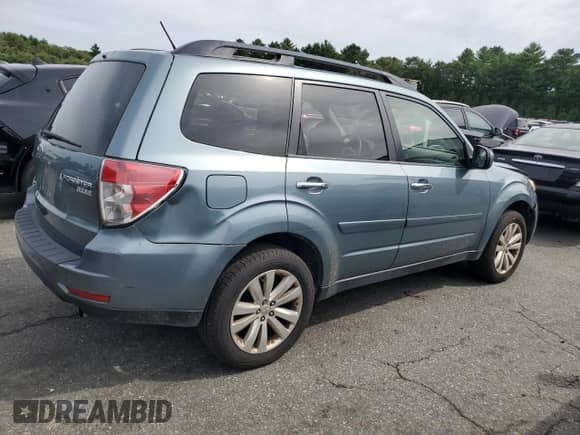 2012 Subaru Forester X Premium z VIN JF2SHADC7CH444981, wystawiony jako Copart lot #71629975 z przebiegiem 150 833 mil mil oraz Szkoda całkowita • Salvage title. Historia ofert i sprzedaży dostępna na DreamBid. Obrazek 3.