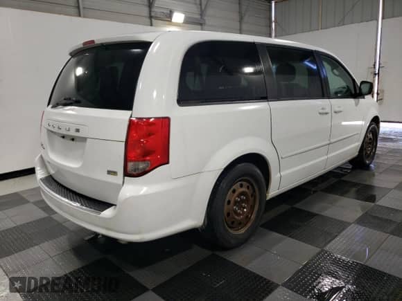 2016 Dodge Grand Caravan SE с VIN 2C4RDGBG5GR382895, выставлен на аукционе Copart как лот 85060685 с пробегом 347 084 миль миль и Чистый • Clean title. История ставок и продаж доступна на DreamBid. Изображение 3.