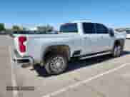 2023 Chevrolet Silverado 3500HD High Country с VIN 1GC4YVEY0PF118255, выставлен на аукционе Copart как лот 59708195 с пробегом 75 478 миль миль и Списание • Salvage title. История ставок и продаж доступна на DreamBid. Изображение 3.
