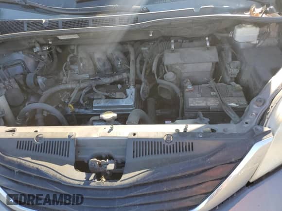 2011 Toyota Sienna LE с VIN 5TDJK3DC7BS022887, выставлен на аукционе Copart как лот 80277095 с пробегом 355 702 миль миль и Списание • Salvage title. История ставок и продаж доступна на DreamBid. Изображение 12.