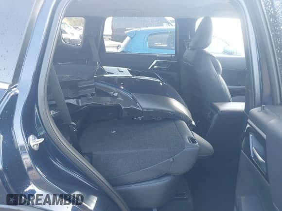 2025 Mitsubishi Outlander SE с VIN JA4J4VA85SZ047463, выставлен на аукционе IAAI как лот 43551119 с пробегом 6 297 миль миль и . История ставок и продаж доступна на DreamBid. Изображение 8.