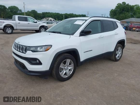 2022 Jeep Compass Altitude с VIN 3C4NJDBBXNT110864, выставлен на аукционе IAAI как лот 42541494 с пробегом 27 056 миль миль и . История ставок и продаж доступна на DreamBid. Изображение 18.