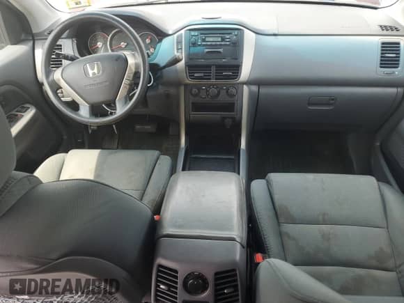 2007 Honda Pilot LX с VIN 2HKYF18157H524634, выставлен на аукционе Copart как лот 66352685 с пробегом 228 684 миль миль и Чистый • Clean title. История ставок и продаж доступна на DreamBid. Изображение 8.