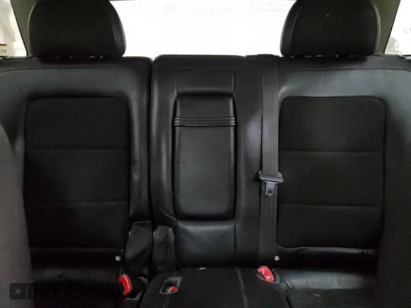 2008 Saturn VUE Red Line z VIN 3GSCL13718S533468, wystawiony jako Copart lot #70874544 z przebiegiem 174 741 mil mil oraz Czysty tytuł • Clean title. Historia ofert i sprzedaży dostępna na DreamBid. Obrazek 10.