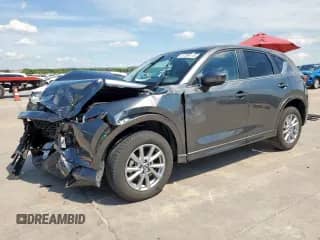 2024 Mazda CX-5 S Select z VIN JM3KFBBL7R0427514, wystawiony jako Copart lot #67296115 z przebiegiem 17 332 mil mil oraz Czysty tytuł • Clean title. Historia ofert i sprzedaży dostępna na DreamBid. Obrazek 1.