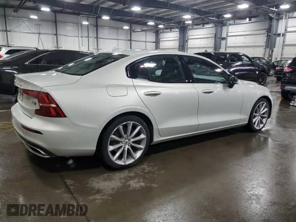 2021 Volvo S60 Momentum с VIN 7JR102TZ0MG119577, выставлен на аукционе Copart как лот 50014515 с пробегом 54 110 миль миль и Списание • Salvage title. История ставок и продаж доступна на DreamBid. Изображение 3.