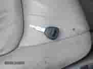 2002 Honda Accord EX z VIN 1HGCG16542A023524, wystawiony jako IAAI lot #42748973 z przebiegiem 81 586 mil mil oraz . Historia ofert i sprzedaży dostępna na DreamBid. Obrazek 11.