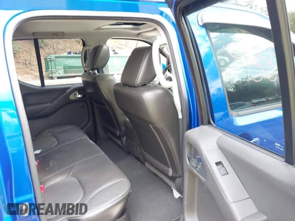 2013 Nissan Frontier SV with VIN 1N6AD0EVXDN735930, listed as a IAAI auction lot 43289388 with 26,855 mi miles and . Bid and sale history available at DreamBid. Image 8.