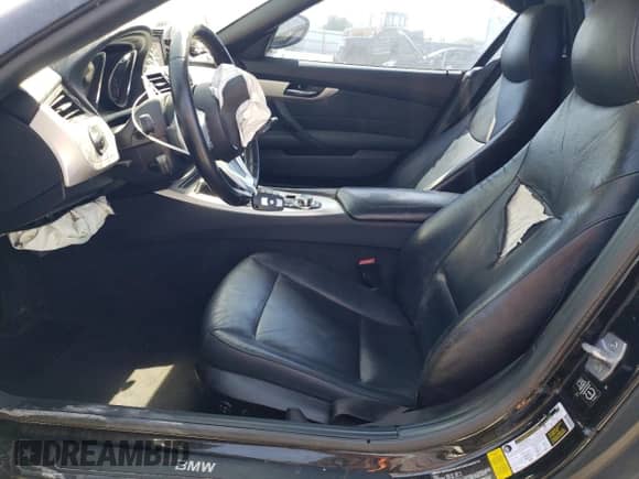 2015 BMW Z4 sDrive28i с VIN WBALL5C51FP557408, выставлен на аукционе Copart как лот 55568525 с пробегом Не указан миль и Списание • Salvage title. История ставок и продаж доступна на DreamBid. Изображение 7.