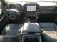 2023 Ford F-150 XL z VIN 1FTFW1E57PKE25457, wystawiony jako Copart lot #85339505 z przebiegiem 31 966 mil mil oraz Szkoda całkowita • Salvage title. Historia ofert i sprzedaży dostępna na DreamBid. Obrazek 8.