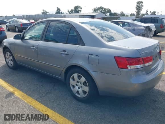 2006 Hyundai Sonata GL z VIN 5NPET46C46H060431, wystawiony jako IAAI lot #43281199 z przebiegiem 159 202 mil mil oraz . Historia ofert i sprzedaży dostępna na DreamBid. Obrazek 3.