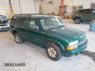 2000 Chevrolet Blazer LS с VIN 1GNDT13W7Y2201383, выставлен на аукционе IAAI как лот 42801655 с пробегом 123 033 миль миль и . История ставок и продаж доступна на DreamBid. Изображение 1.