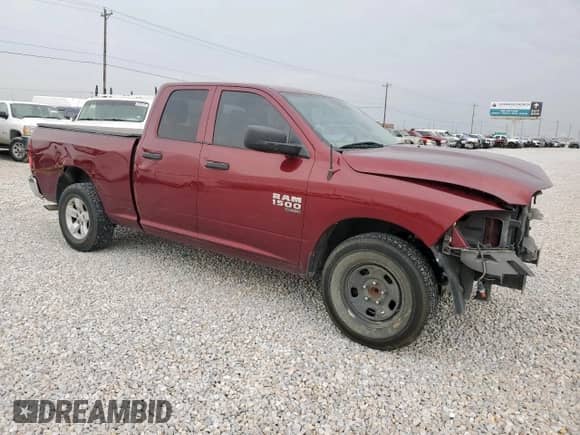 2020 Ram 1500 Tradesman z VIN 1C6RR6FG4LS128102, wystawiony jako Copart lot #58521475 z przebiegiem 62 253 mil mil oraz Szkoda całkowita • Salvage title. Historia ofert i sprzedaży dostępna na DreamBid. Obrazek 4.