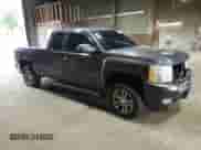 2011 Chevrolet Silverado 1500 LT с VIN 1GCRKSE31BZ123126, выставлен на аукционе Copart как лот 64553905 с пробегом Не указан миль и На запчасти • Non repairable. История ставок и продаж доступна на DreamBid. Изображение 4.