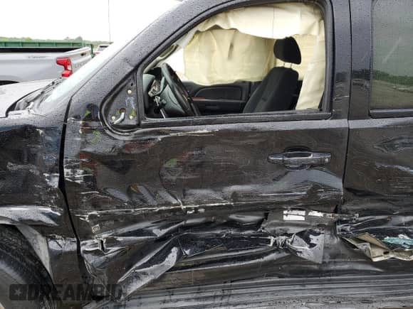 2009 Chevrolet Avalanche 1LT with VIN 3GNEC22J39G175292, listed as a Copart auction lot 61447155 with Not provided miles and Salvage title. Bid and sale history available at DreamBid. Image 7.