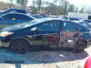 2013 Toyota Prius One z VIN JTDKN3DU6D0351915, wystawiony jako IAAI lot #41867686 z przebiegiem 242 528 mil mil oraz . Historia ofert i sprzedaży dostępna na DreamBid. Obrazek 14.