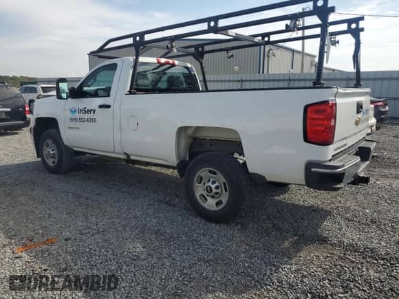 2017 Chevrolet Silverado 2500HD Work Truck z VIN 1GC0CUEG2HZ231848, wystawiony jako Copart lot #72516164 z przebiegiem 220 433 mil mil oraz Szkoda całkowita • Salvage title. Historia ofert i sprzedaży dostępna na DreamBid. Obrazek 2.