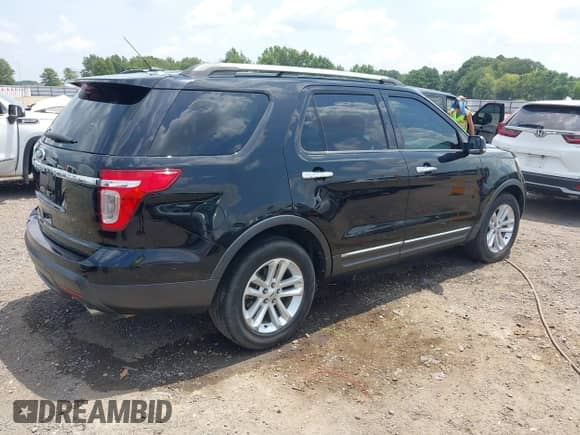 2012 Ford Explorer XLT z VIN 1FMHK7D84CGA48646, wystawiony jako IAAI lot #42863482 z przebiegiem 173 492 mil mil oraz . Historia ofert i sprzedaży dostępna na DreamBid. Obrazek 4.