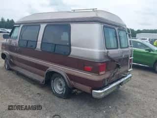 1989 Chevrolet Chevy Van with VIN 2GBEG25K0K4119457, listed as a IAAI auction lot 42713337 with 11,598 mi miles and . Bid and sale history available at DreamBid. Image 3.