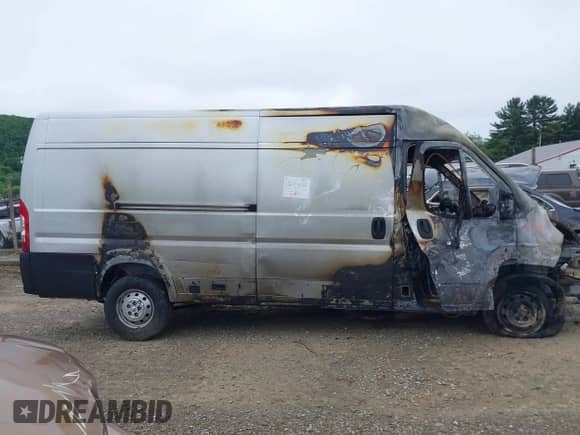 2022 Ram ProMaster Cargo с VIN 3C6MRVJG0NE124338, выставлен на аукционе IAAI как лот 42494682 с пробегом Не указан миль и . История ставок и продаж доступна на DreamBid. Изображение 12.