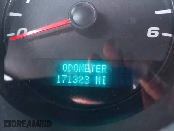 2011 Chevrolet Silverado 1500 LS z VIN 3GCPKREA6BG291312, wystawiony jako IAAI lot #42471331 z przebiegiem 171 323 mil mil oraz . Historia ofert i sprzedaży dostępna na DreamBid. Obrazek 15.