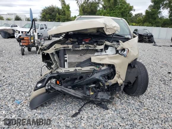 2022 Chevrolet Colorado 4WD Z71 с VIN 1GCGTDEN9N1132452, выставлен на аукционе Copart как лот 89931555 с пробегом Не указан миль и На запчасти • Non repairable. История ставок и продаж доступна на DreamBid. Изображение 5.