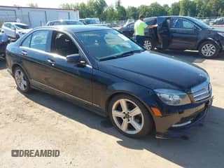 2011 Mercedes-Benz C 300 Sport с VIN WDDGF8BB4BR182686, выставлен на аукционе IAAI как лот 43032225 с пробегом 125 400 миль миль и . История ставок и продаж доступна на DreamBid. Изображение 1.