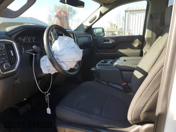 2021 Chevrolet Silverado 1500 LT с VIN 1GCRYDEK7MZ113978, выставлен на аукционе Copart как лот 81992654 с пробегом 31 379 миль миль и Списание • Salvage title. История ставок и продаж доступна на DreamBid. Изображение 7.