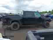 2022 Ram 1500 Rebel z VIN 1C6SRFLT2NN398031, wystawiony jako IAAI lot #42576867 z przebiegiem 36 344 mil mil oraz . Historia ofert i sprzedaży dostępna na DreamBid. Obrazek 14.