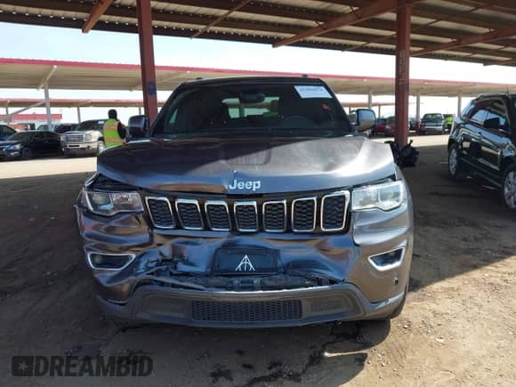 2017 Jeep Grand Cherokee Laredo z VIN 1C4RJFAG7HC661893, wystawiony jako IAAI lot #42486070 z przebiegiem 181 620 mil mil oraz . Historia ofert i sprzedaży dostępna na DreamBid. Obrazek 12.