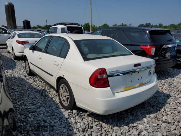 2004 Chevrolet Malibu z VIN 1G1ZS52F34F130124, wystawiony jako Copart lot #58025145 z przebiegiem 205 550 mil mil oraz Czysty tytuł • Clean title. Historia ofert i sprzedaży dostępna na DreamBid. Obrazek 2.