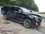 2020 Cadillac Escalade ESV Premium Luxury с VIN 1GYS4JKJ9LR110385, выставлен на аукционе Copart как лот 57809575 с пробегом 102 266 миль миль и Списание • Salvage title. История ставок и продаж доступна на DreamBid. Изображение 4.