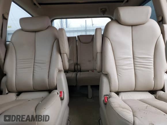 2007 Hyundai Entourage GLS с VIN KNDMC233376034872, выставлен на аукционе Copart как лот 48369865 с пробегом 63 189 миль миль и Списание • Salvage title. История ставок и продаж доступна на DreamBid. Изображение 10.