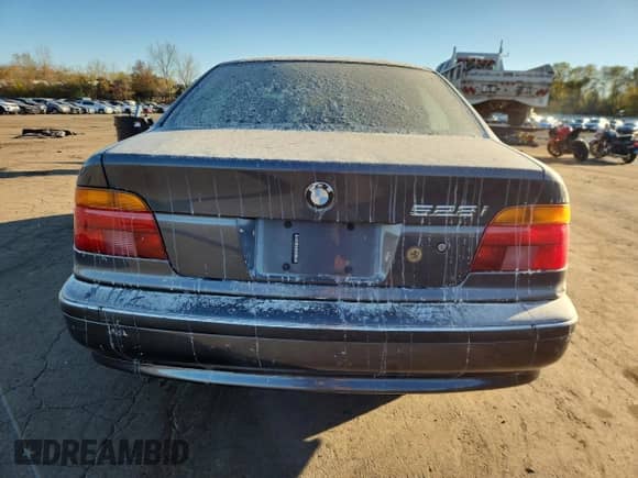 2000 BMW 5 Series 528i с VIN WBADM6345YGU15211, выставлен на аукционе Copart как лот 85207655 с пробегом Не указан миль и Списание • Salvage title. История ставок и продаж доступна на DreamBid. Изображение 6.