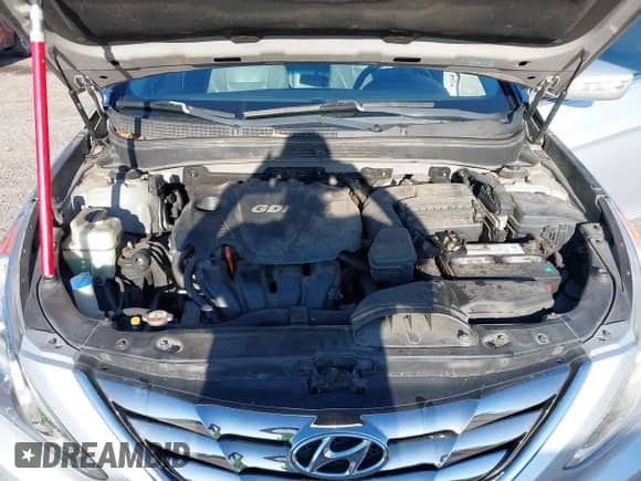 2013 Hyundai Sonata SE with VIN 5NPEC4AC2DH679274, listed as a IAAI auction lot 43135695 with 166,682 mi miles and . Bid and sale history available at DreamBid. Image 10.