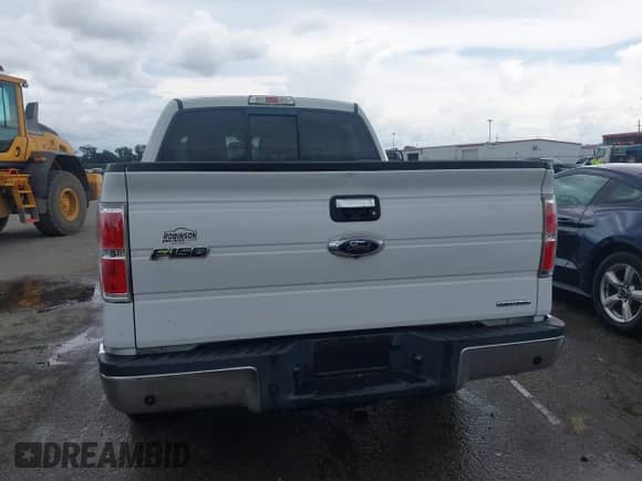 2013 Ford F-150 XL z VIN 1FTFW1CF0DFA86251, wystawiony jako IAAI lot #43299173 z przebiegiem 122 816 mil mil oraz . Historia ofert i sprzedaży dostępna na DreamBid. Obrazek 16.