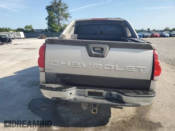2004 Chevrolet Avalanche Z71 with VIN 3GNEK12T64G189971, listed as a Copart auction lot 68655725 with 183,287 mi miles and Salvage title. Bid and sale history available at DreamBid. Image 6.