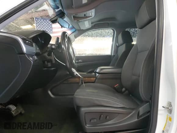 2019 Chevrolet Tahoe LS с VIN 1GNSCAKC3KR101584, выставлен на аукционе Copart как лот 50795965 с пробегом 85 252 миль миль и Чистый • Clean title. История ставок и продаж доступна на DreamBid. Изображение 7.