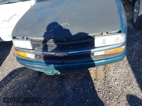 1998 Chevrolet S-10 LS с VIN 1GCCS19X4W8181935, выставлен на аукционе IAAI как лот 37604301 с пробегом Не указан миль и . История ставок и продаж доступна на DreamBid. Изображение 6.