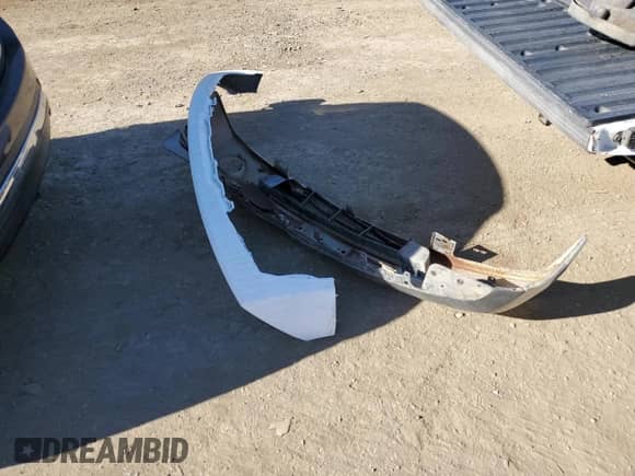 2008 Nissan Frontier SE z VIN 1N6AD07W88C428022, wystawiony jako Copart lot #76996844 z przebiegiem 226 583 mil mil oraz Czysty tytuł • Clean title. Historia ofert i sprzedaży dostępna na DreamBid. Obrazek 12.