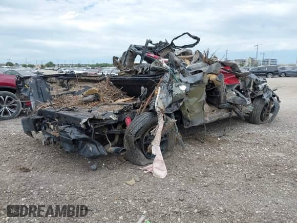 2021 Toyota Tundra SR5 with VIN 5TFDY5F17MX966513, listed as a IAAI auction lot 42839606 with Not provided miles and . Bid and sale history available at DreamBid. Image 4.